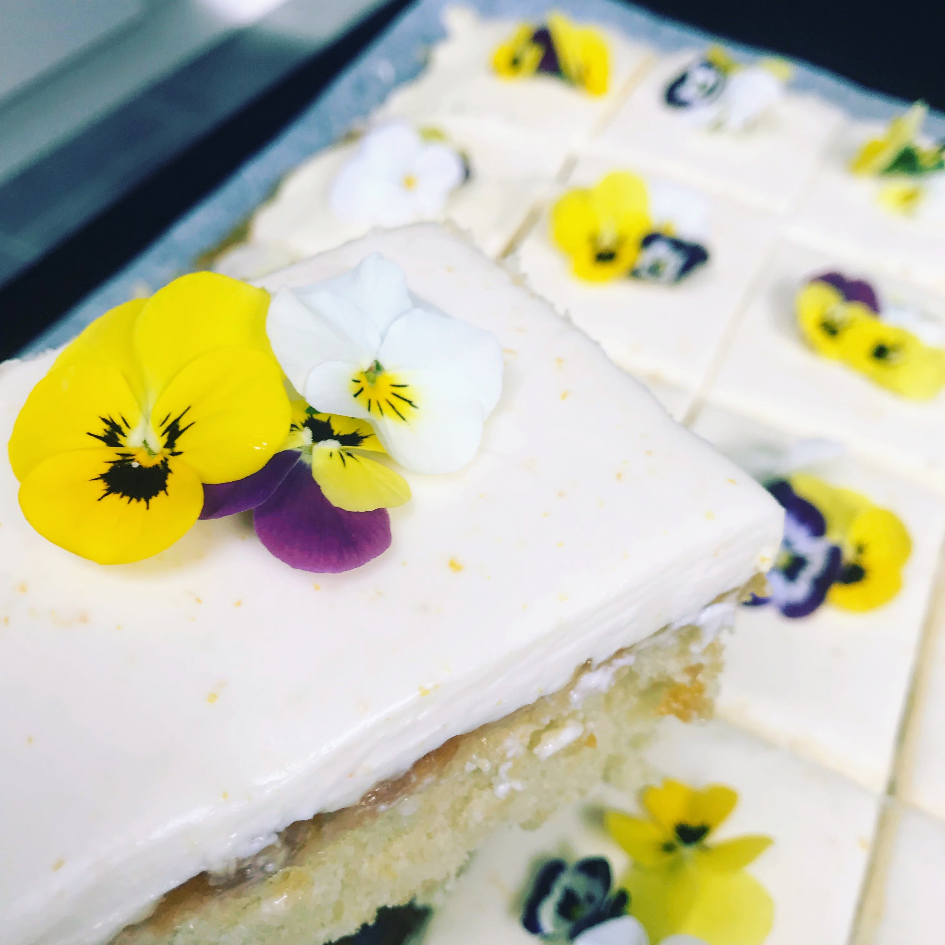 Lemon Drizzle with Lemon Mascarpone