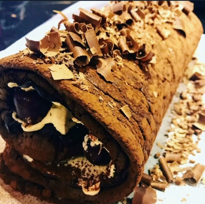Delia's Chocolate Roulade